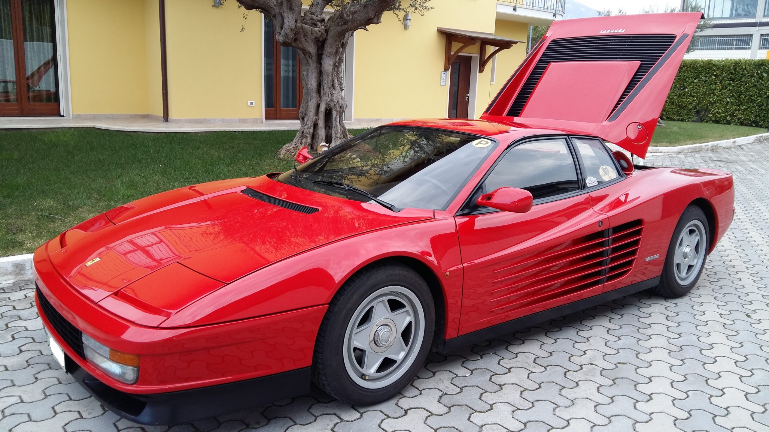 Ferrari_Testarossa (3)
